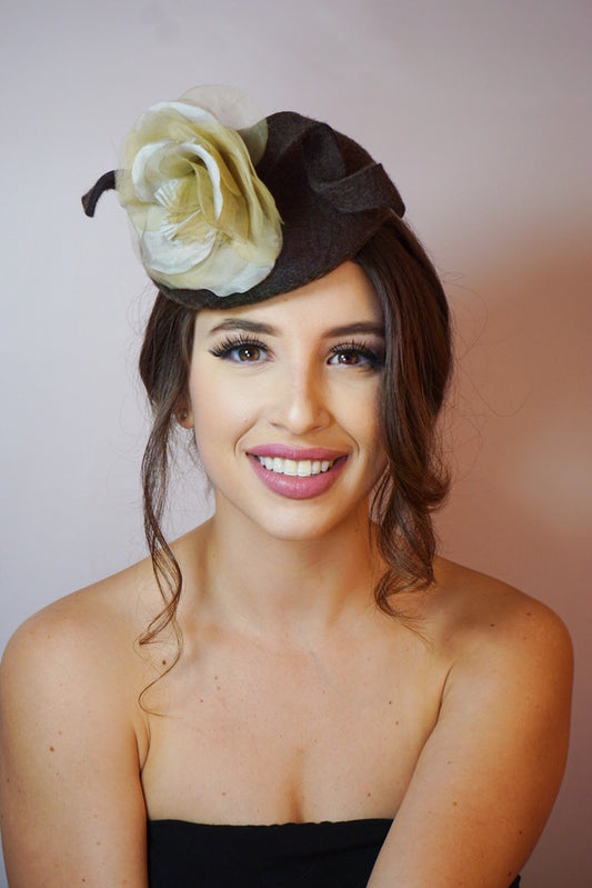 Ali Button Fascinator