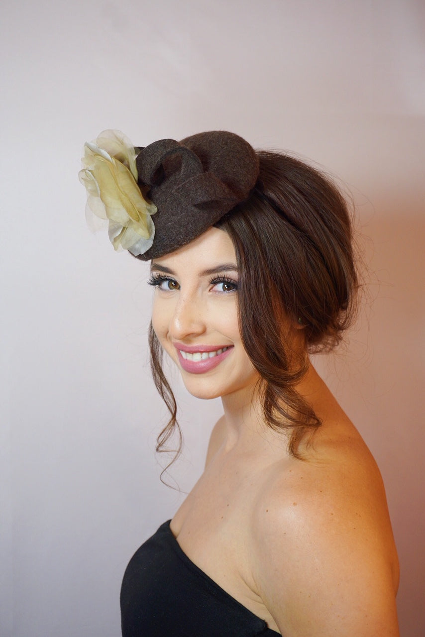 Ali Button Fascinator